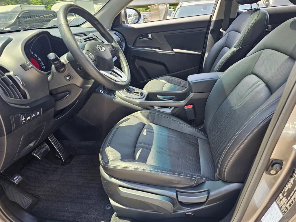 KIA Sportage - Vista 5