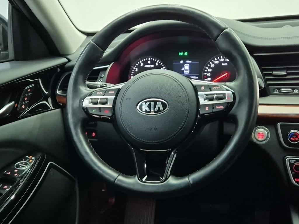 KIA K7 - Vista 9