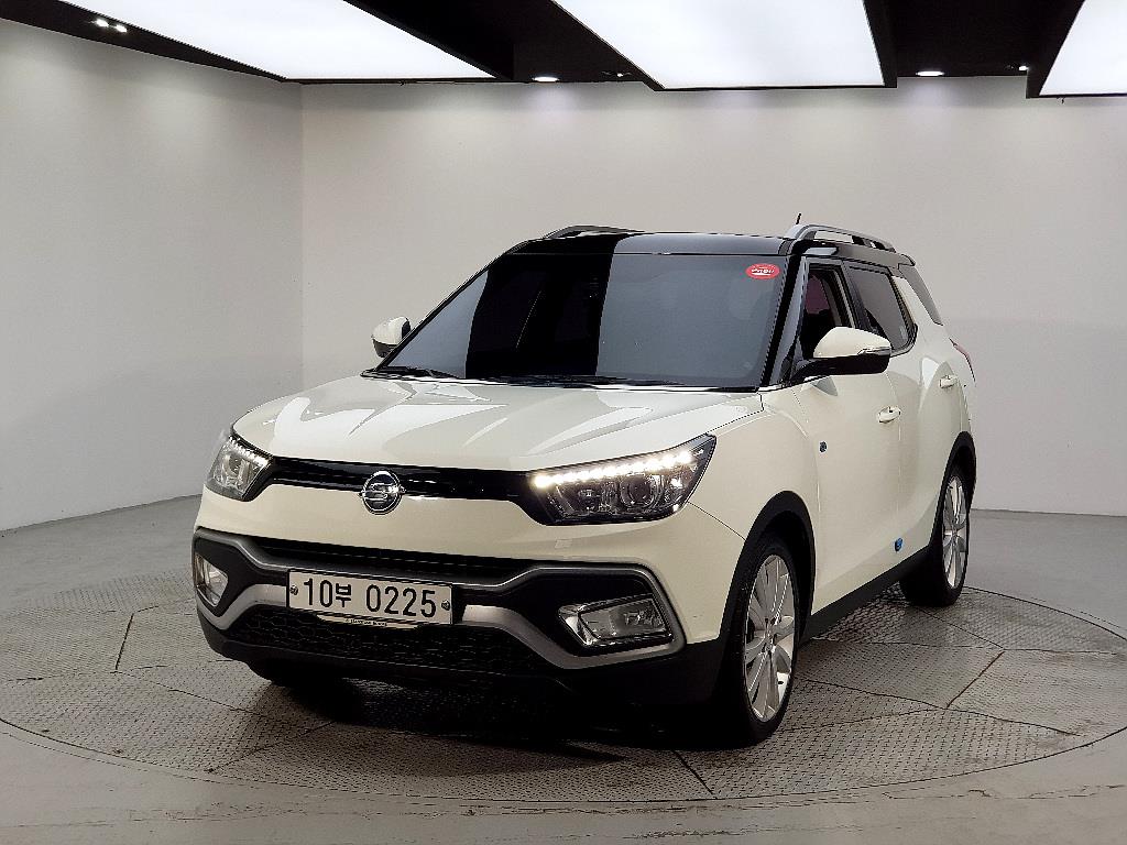 Ssangyong Tivoli 2016 the color of pearl - Importación desde Corea - HF Imports Iquique - Foto 1