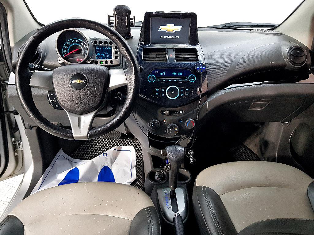 Chevrolet Spark - Vista 5