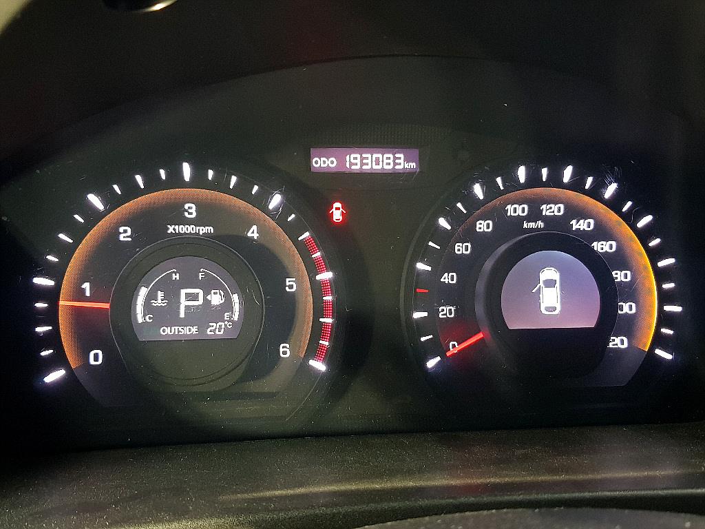 Ssangyong Korando - Vista 6