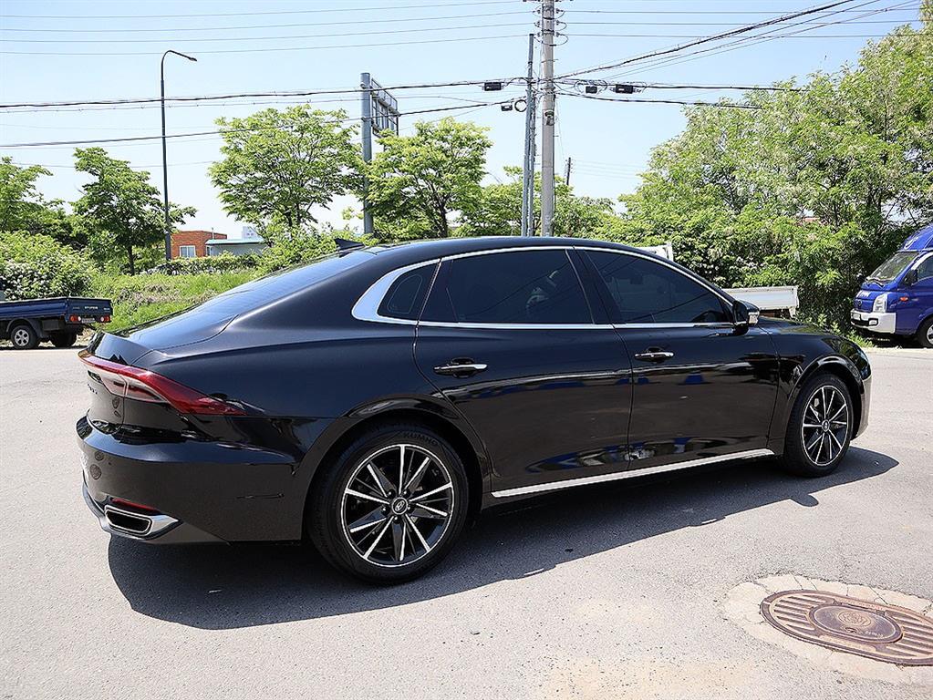 HYUNDAI Grandeur - Vista 7