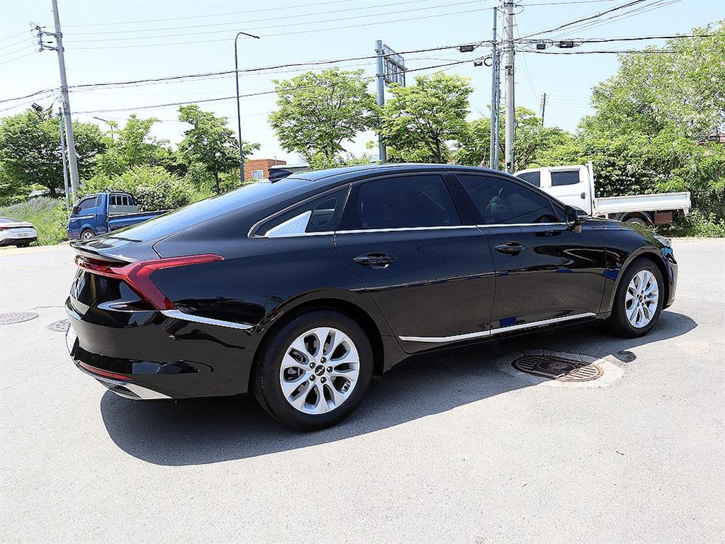 KIA K8 - Vista 5
