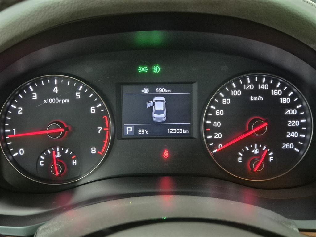 KIA K7 - Vista 11