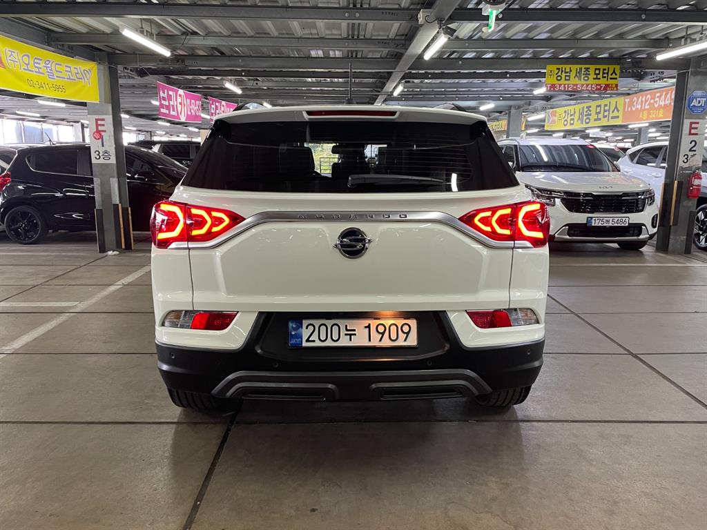 Ssangyong Korando - Vista 3