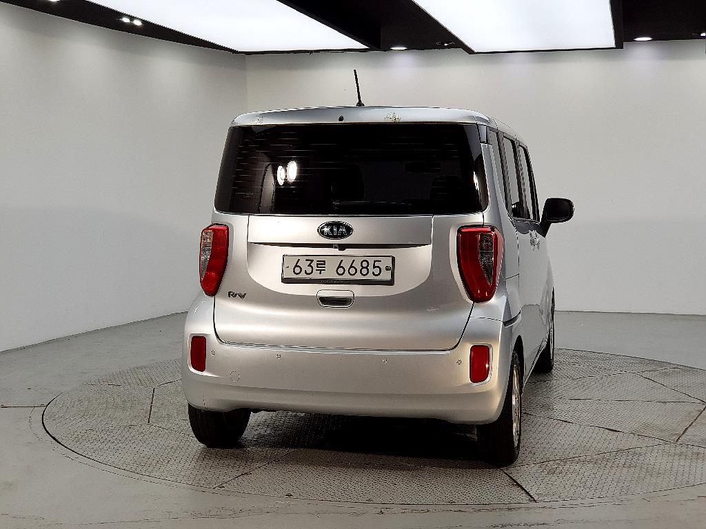 KIA Ray - Vista 3
