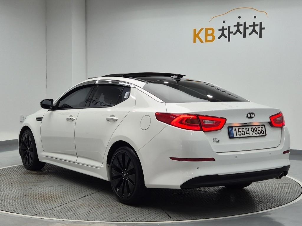 KIA K5 - Vista 2