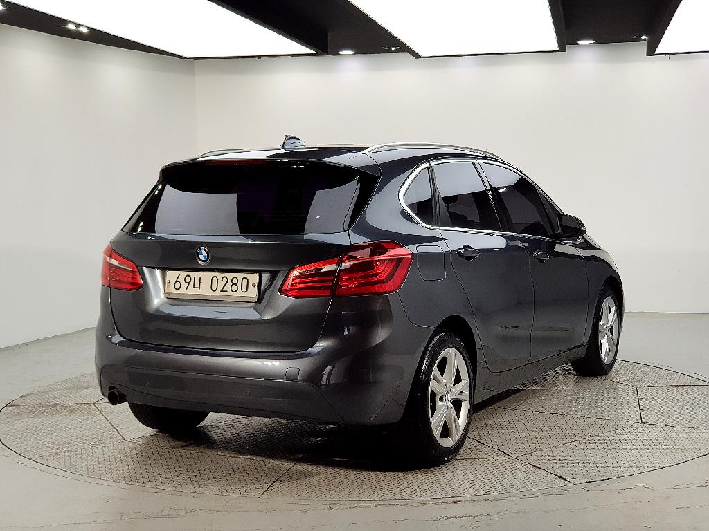 BMW 2 series - Vista 4
