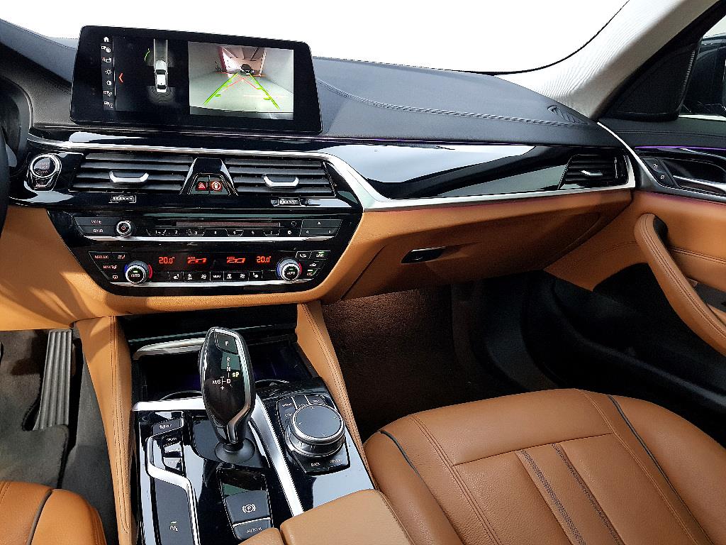BMW 5 Series - Vista 10