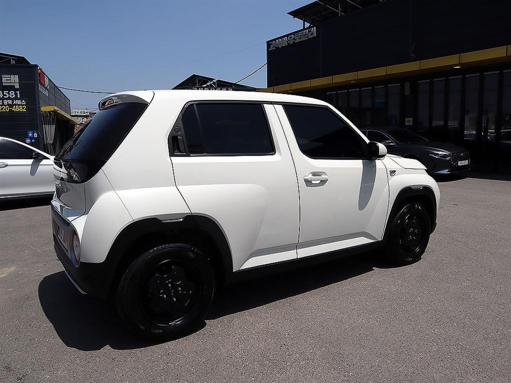 HYUNDAI Casper - Vista 5
