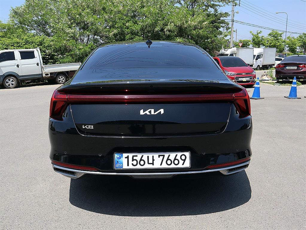 KIA K8 - Vista 7
