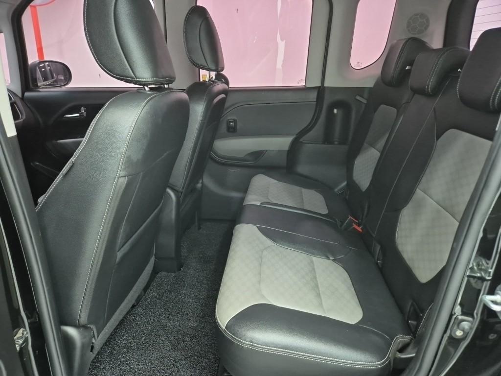 KIA Ray 2018 Negro - Importación desde Corea - HF Imports Iquique - Foto 19