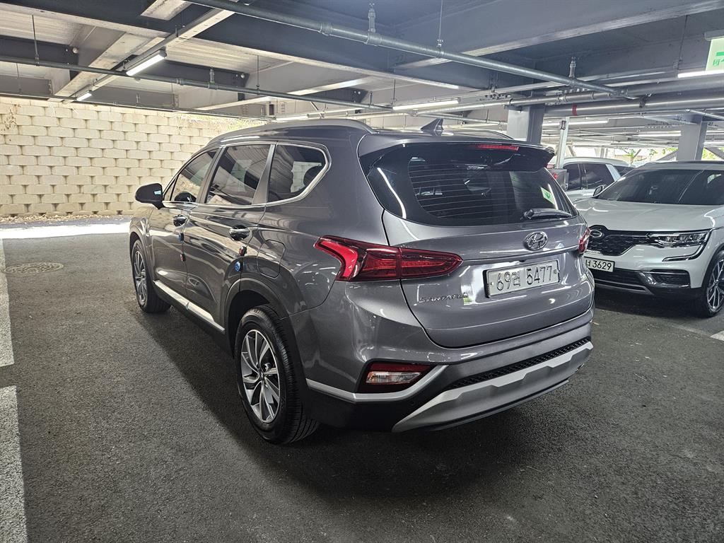 HYUNDAI Santa Fe - Vista 4