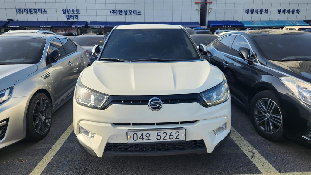 Ssangyong Tivoli - Vista 2