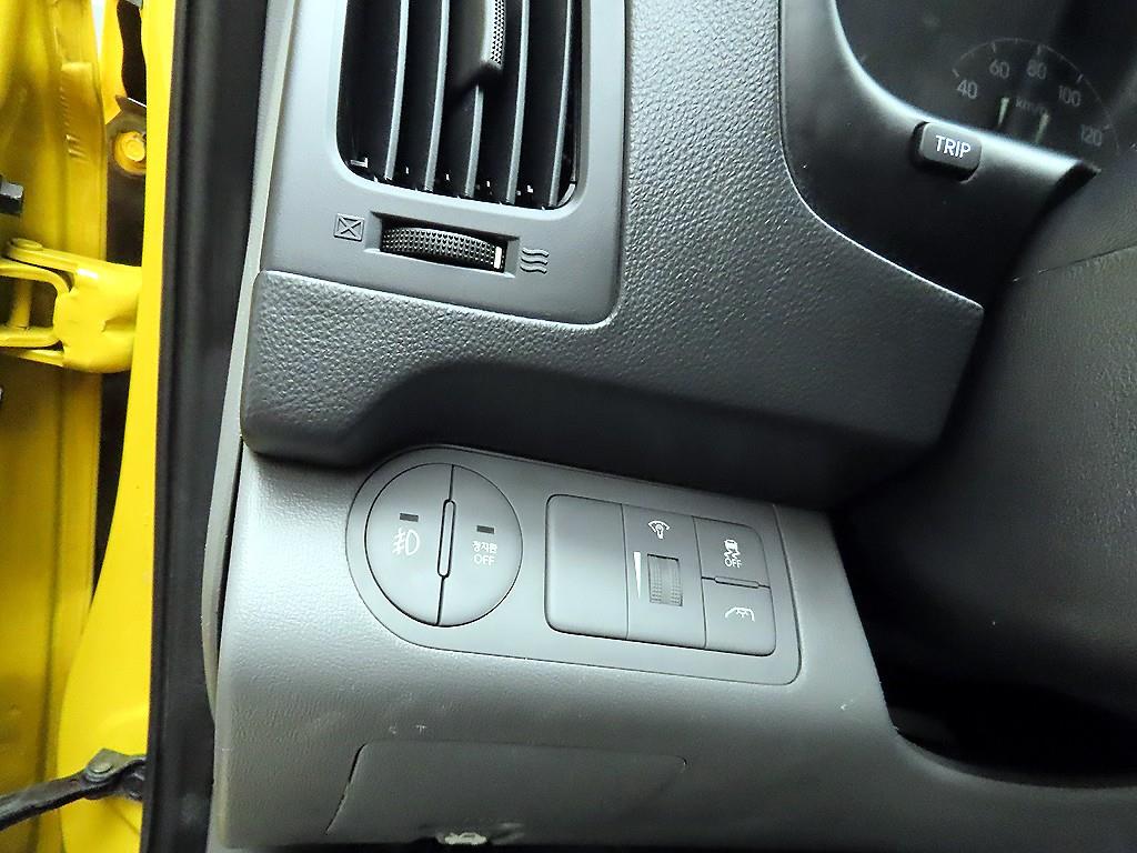 HYUNDAI Starex - Vista 12