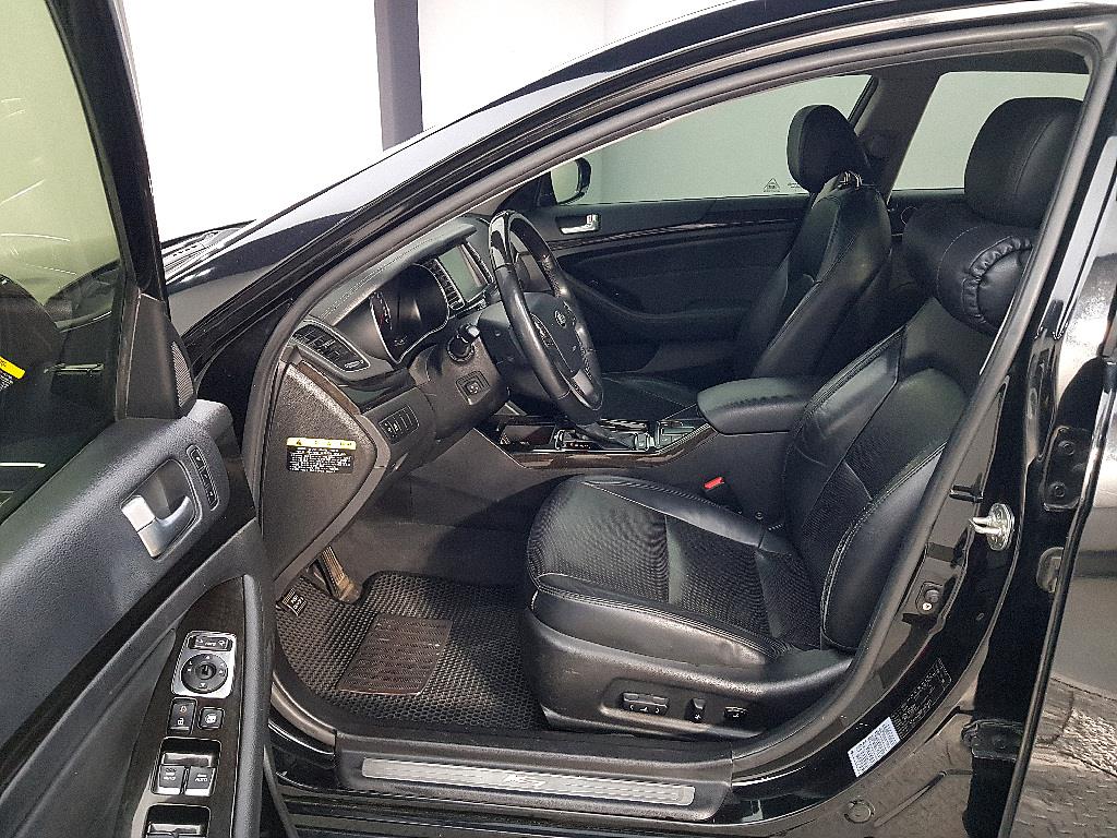 KIA K7 - Vista 8