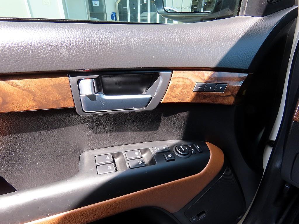 KIA Mohave - Vista 11