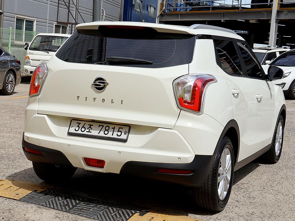 Ssangyong Tivoli - Vista 7