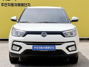 Ssangyong Tivoli - Vista 2