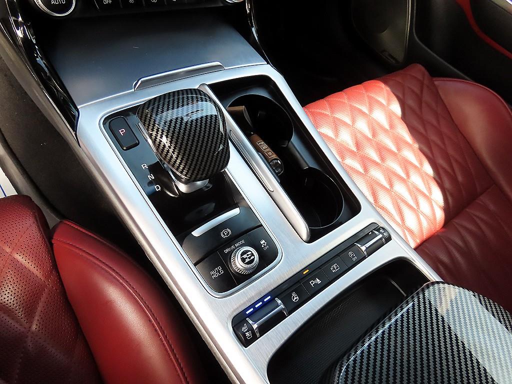 KIA Stinger - Vista 11
