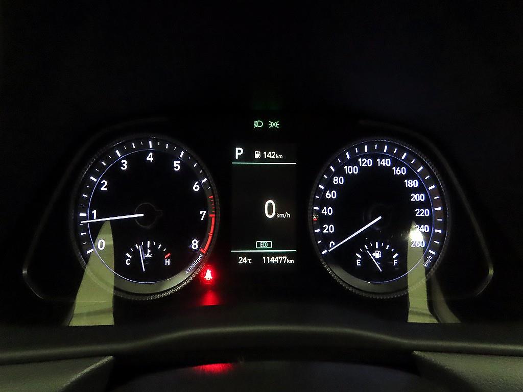 HYUNDAI Sonata - Vista 6