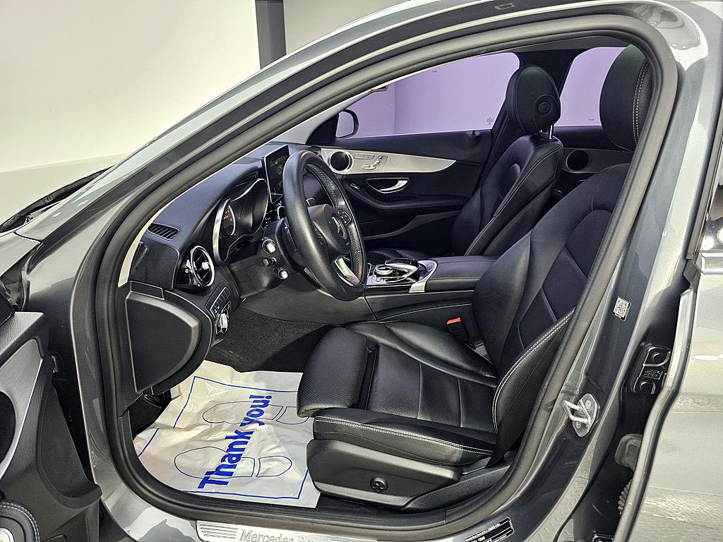 Mercedes Benz C Class - Vista 8