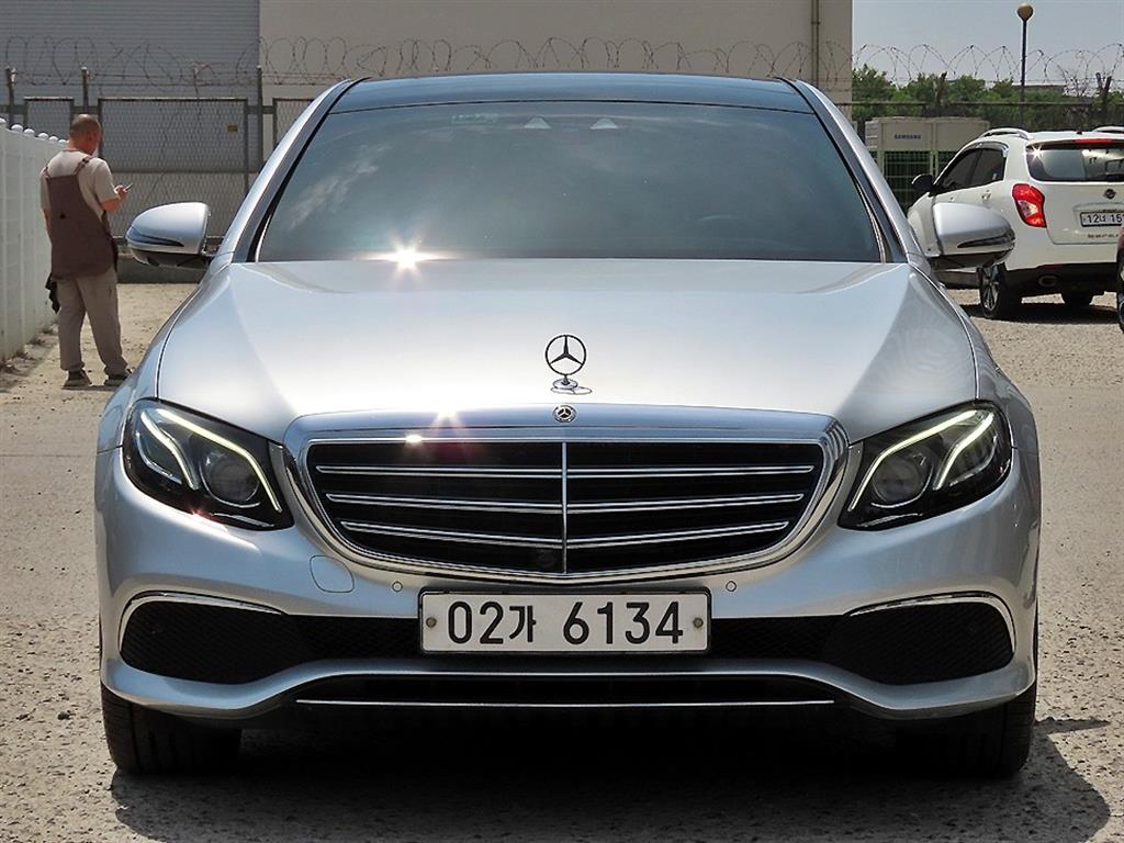 Mercedes Benz E class 2017 - Importación desde Corea - HF Imports Iquique - Foto 1