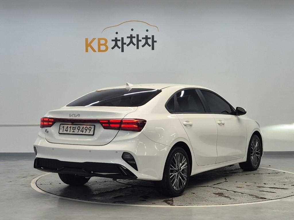 KIA K3 - Vista 3