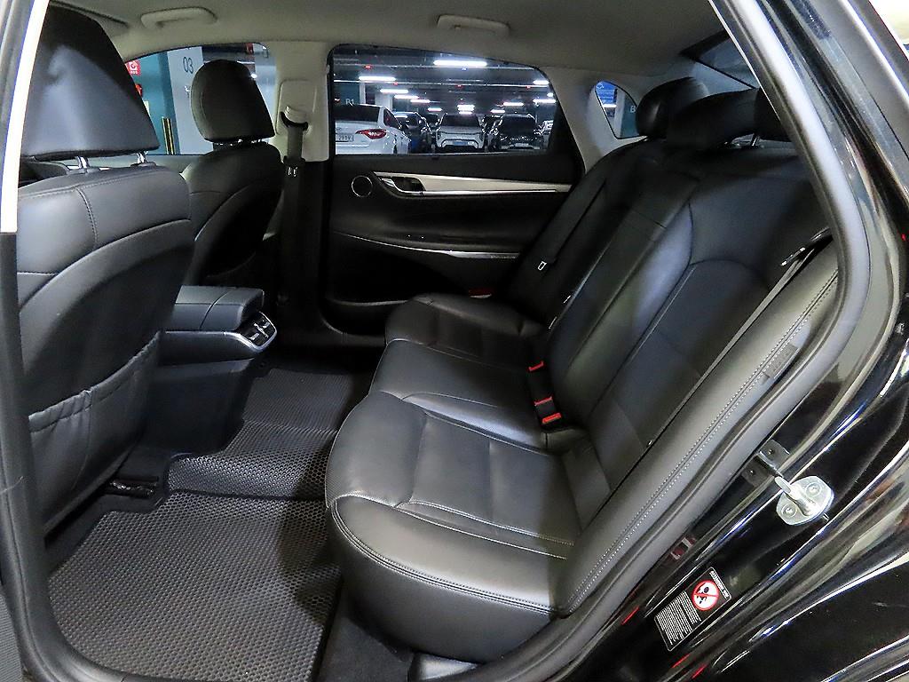 HYUNDAI Grandeur - Vista 7
