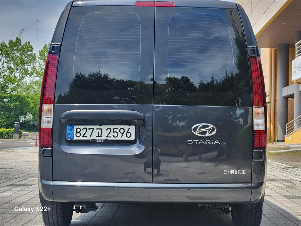 HYUNDAI Staria - Vista 4