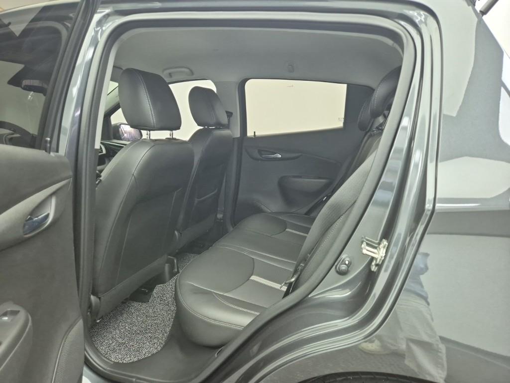 Chevrolet Spark - Vista 12