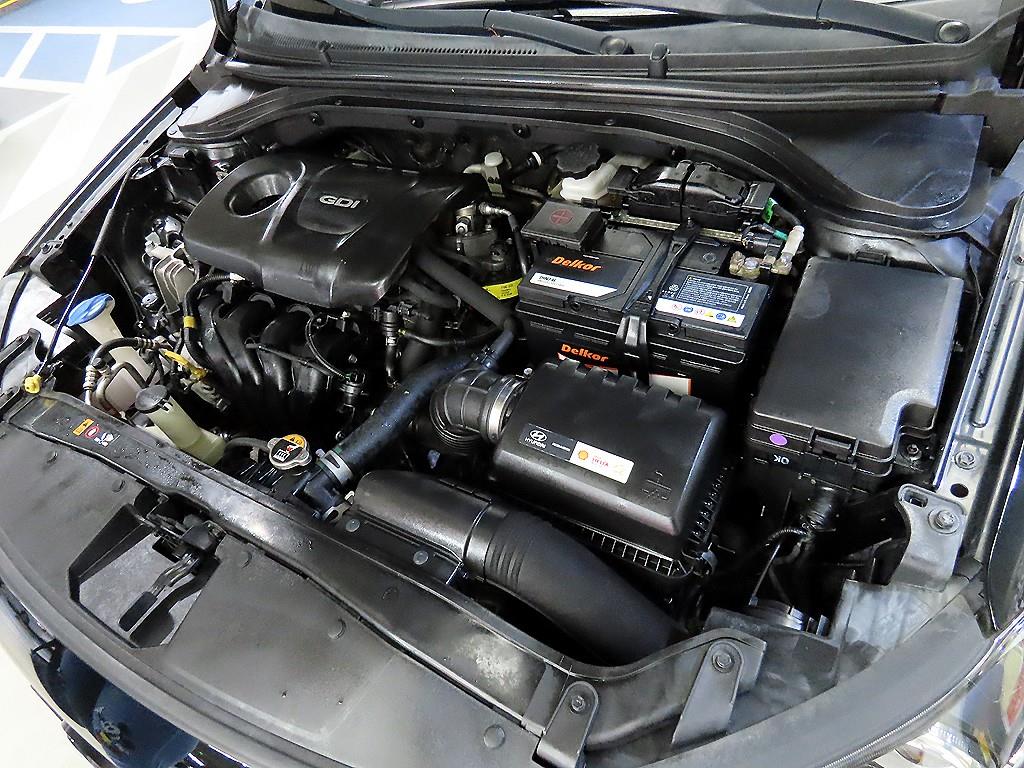 HYUNDAI Avante 2016 Negro - Importación desde Corea - HF Imports Iquique - Foto 19