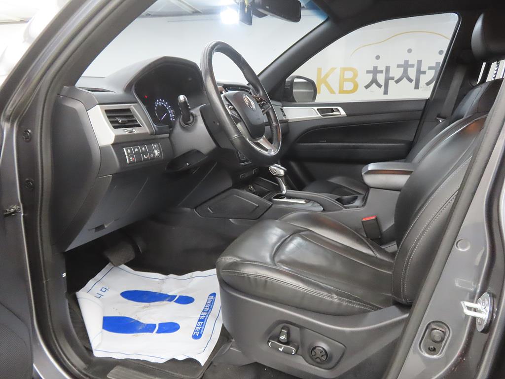 Ssangyong Rexton - Vista 5