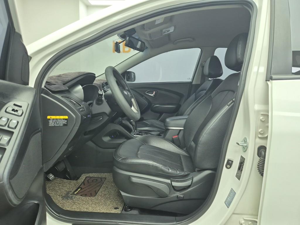HYUNDAI Tucson - Vista 11