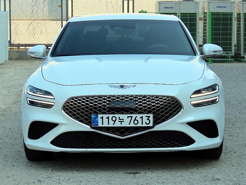 Genesis G70 2021 Blanco - Importación desde Corea - HF Imports Iquique - Foto 1