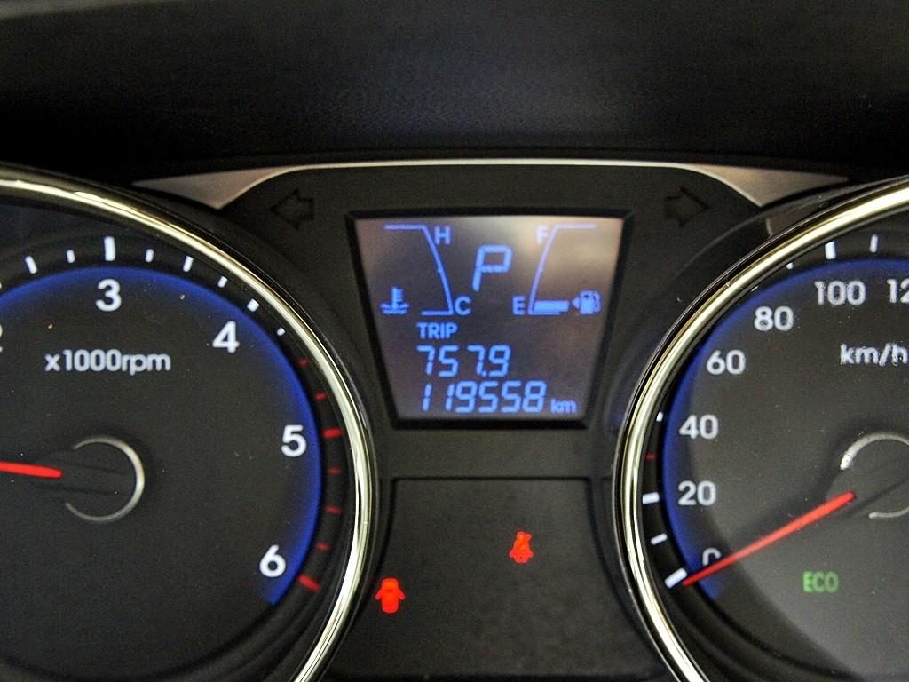 HYUNDAI Tucson 2011 Blanco - Importación desde Corea - HF Imports Iquique - Foto 9
