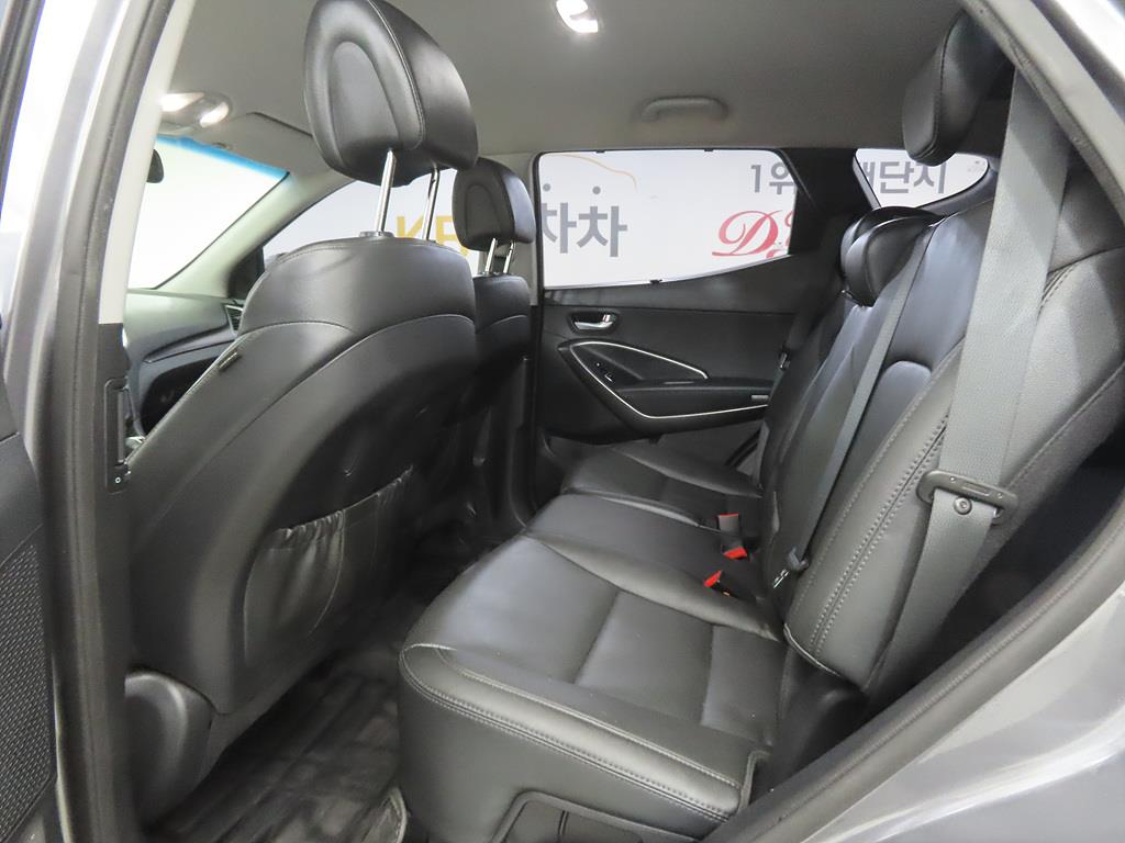HYUNDAI Santa Fe - Vista 6