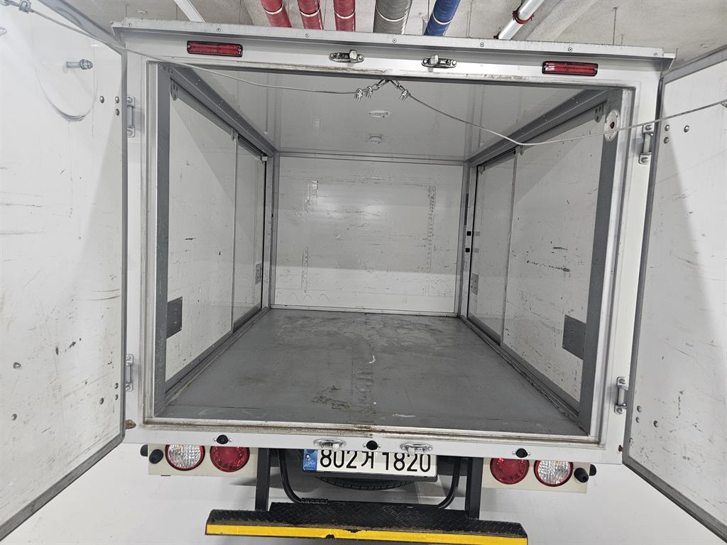 Small Truck tower_built-in tower - Vista 6