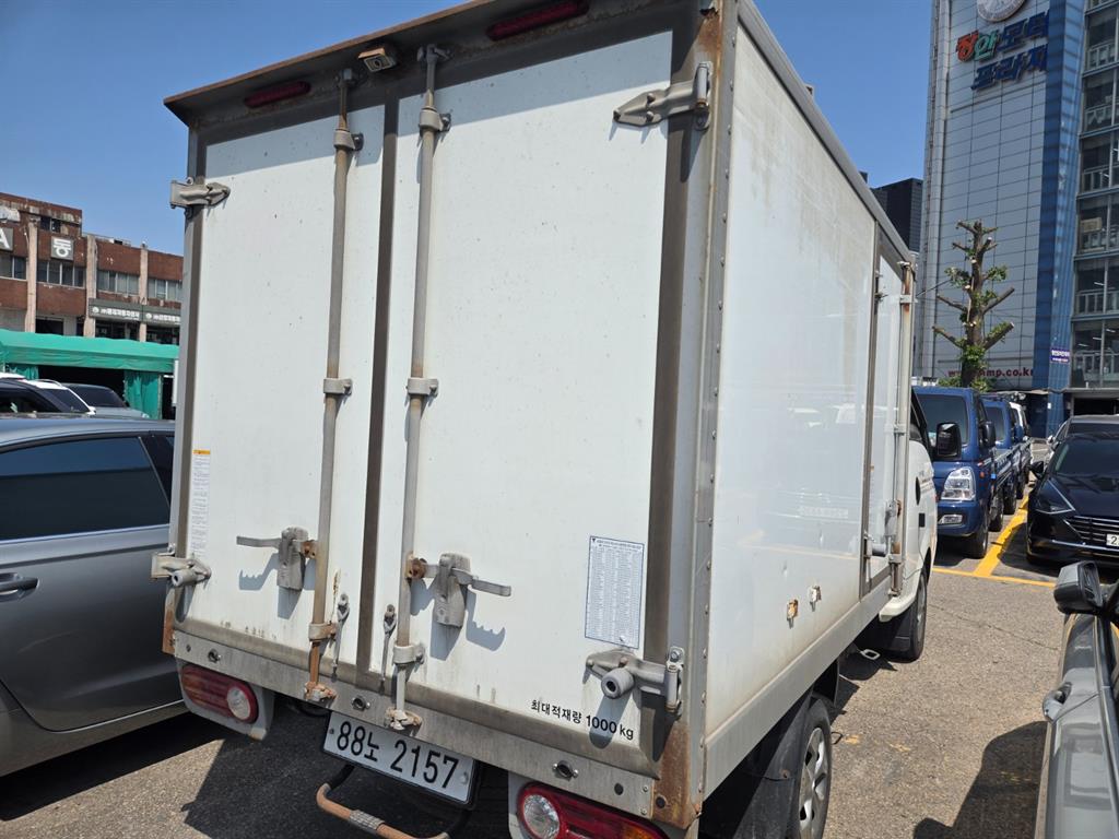 Small Truck Cargo (small) - Vista 4