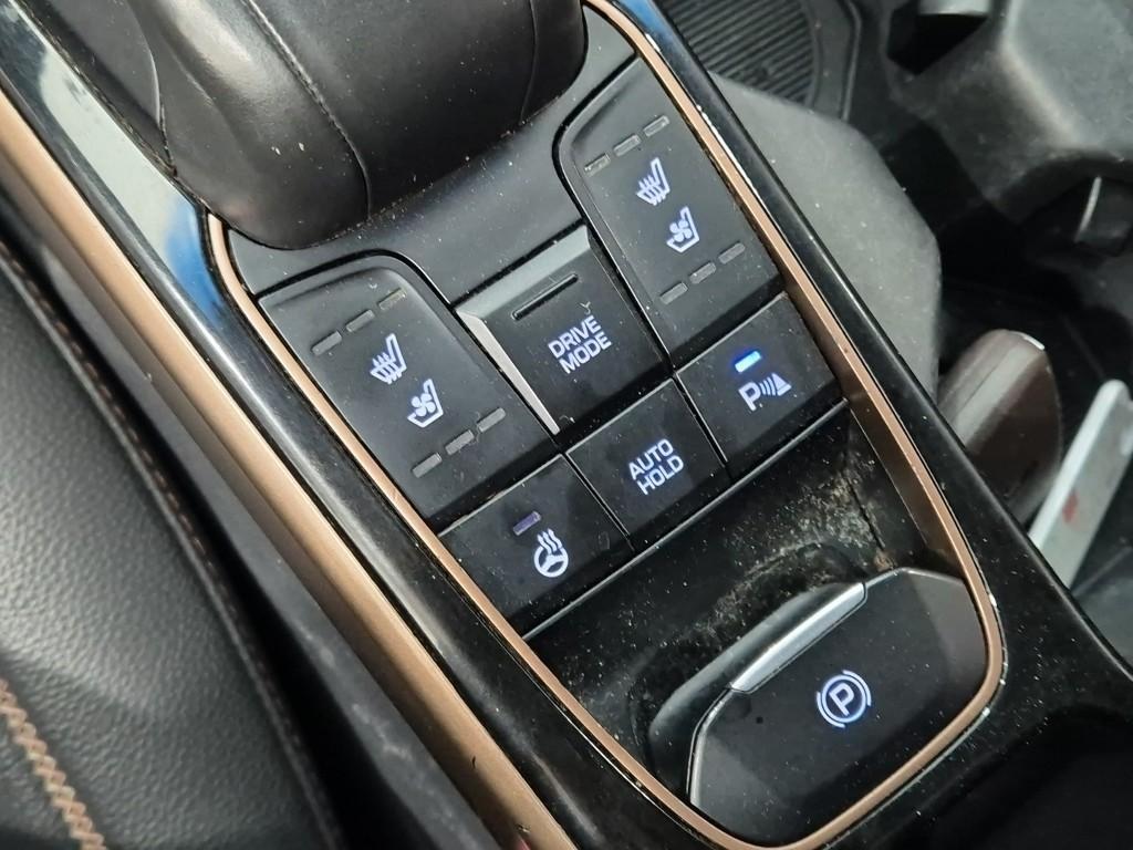 HYUNDAI Ioniq - Vista 10