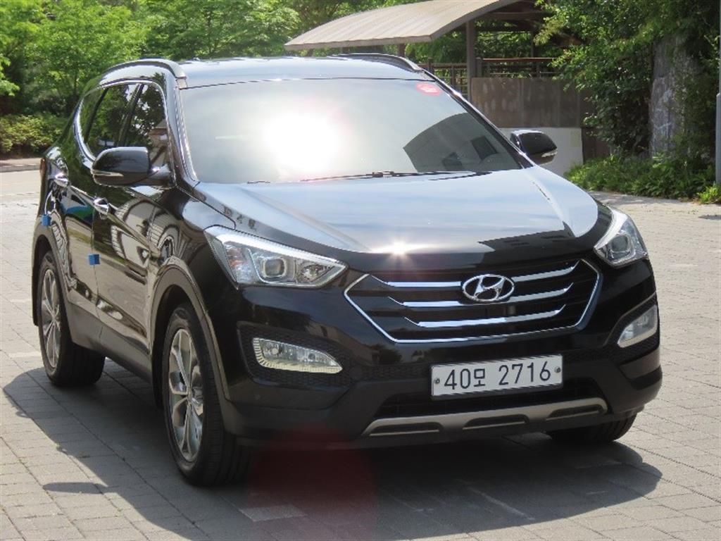 HYUNDAI Santa Fe - Vista 3
