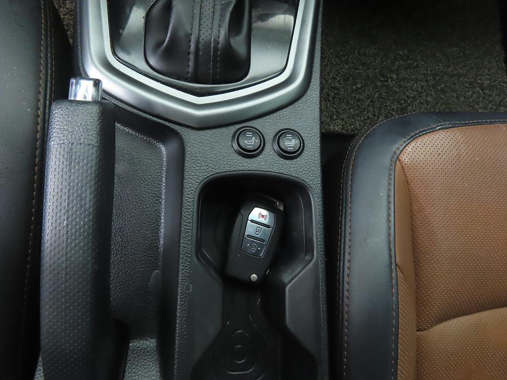 Ssangyong Tivoli 2019 Blanco - Importación desde Corea - HF Imports Iquique - Foto 18