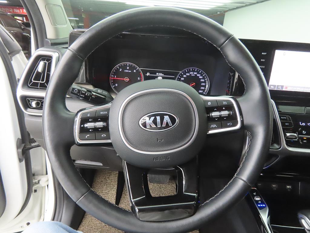 KIA Sorento - Vista 8