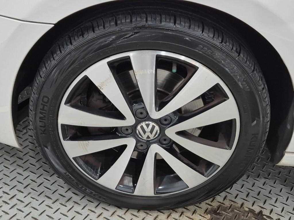 Volkswagen Golf 2012 Blanco - Importación desde Corea - HF Imports Iquique - Foto 18