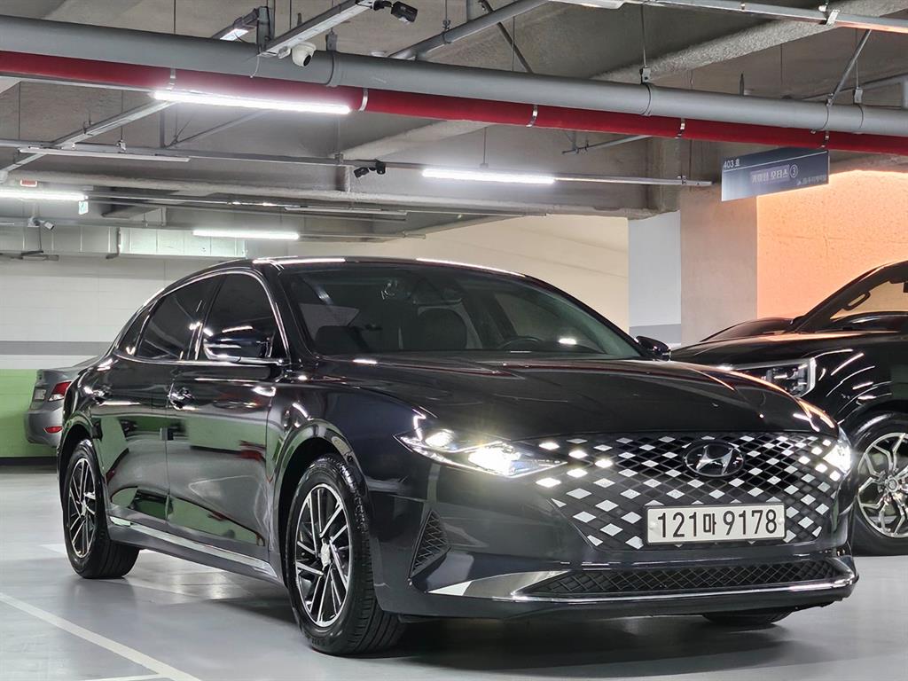 HYUNDAI Grandeur - Vista 2