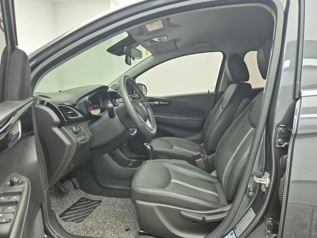 Chevrolet Spark - Vista 11