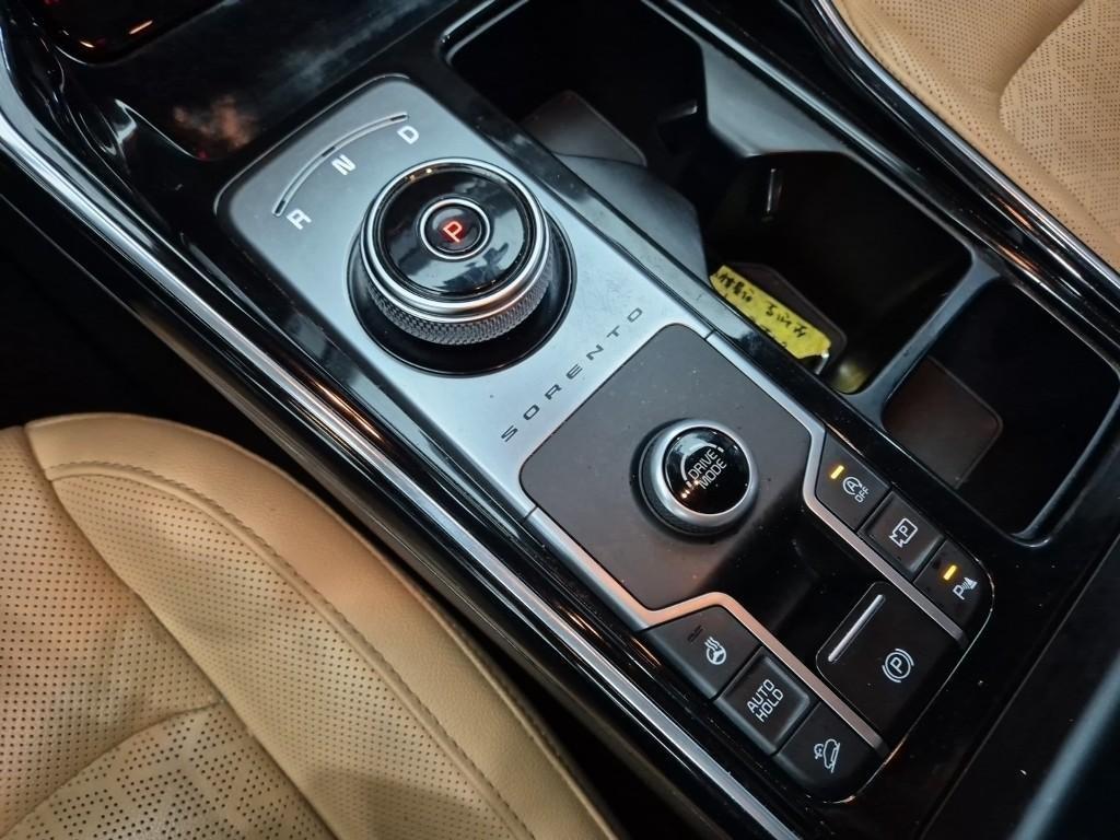 KIA Sorento - Vista 8