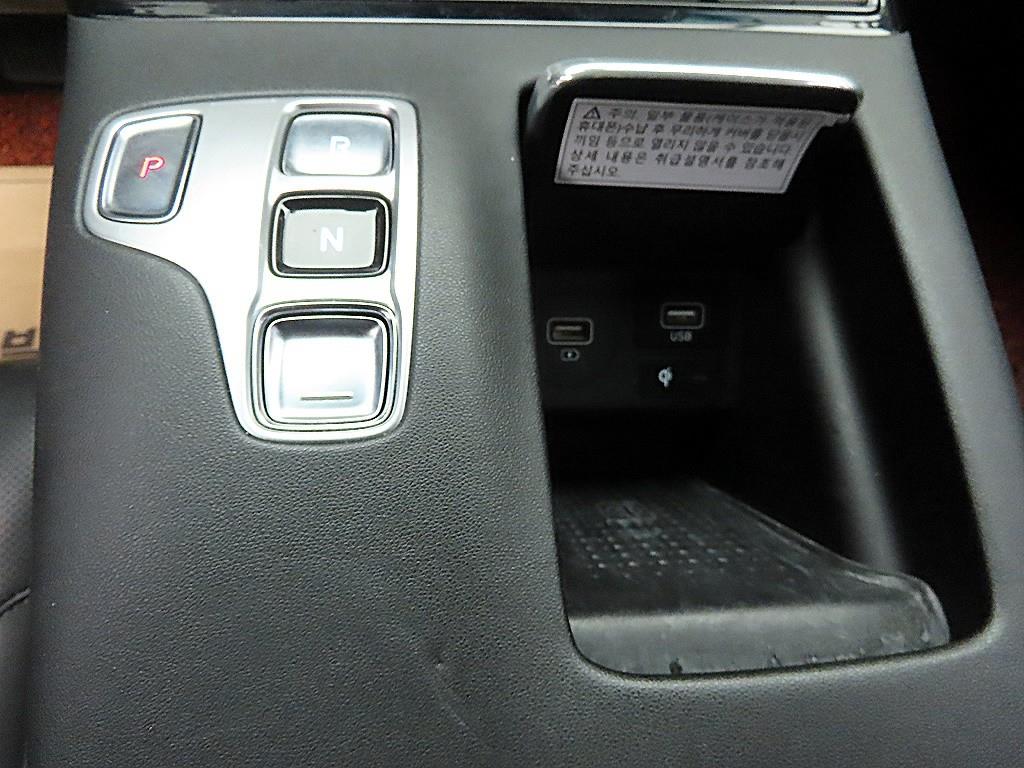 HYUNDAI Grandeur - Vista 10