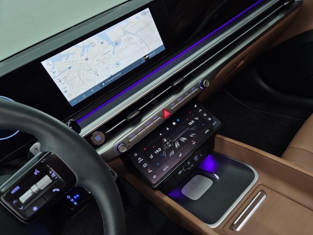 HYUNDAI Grandeur - Vista 9