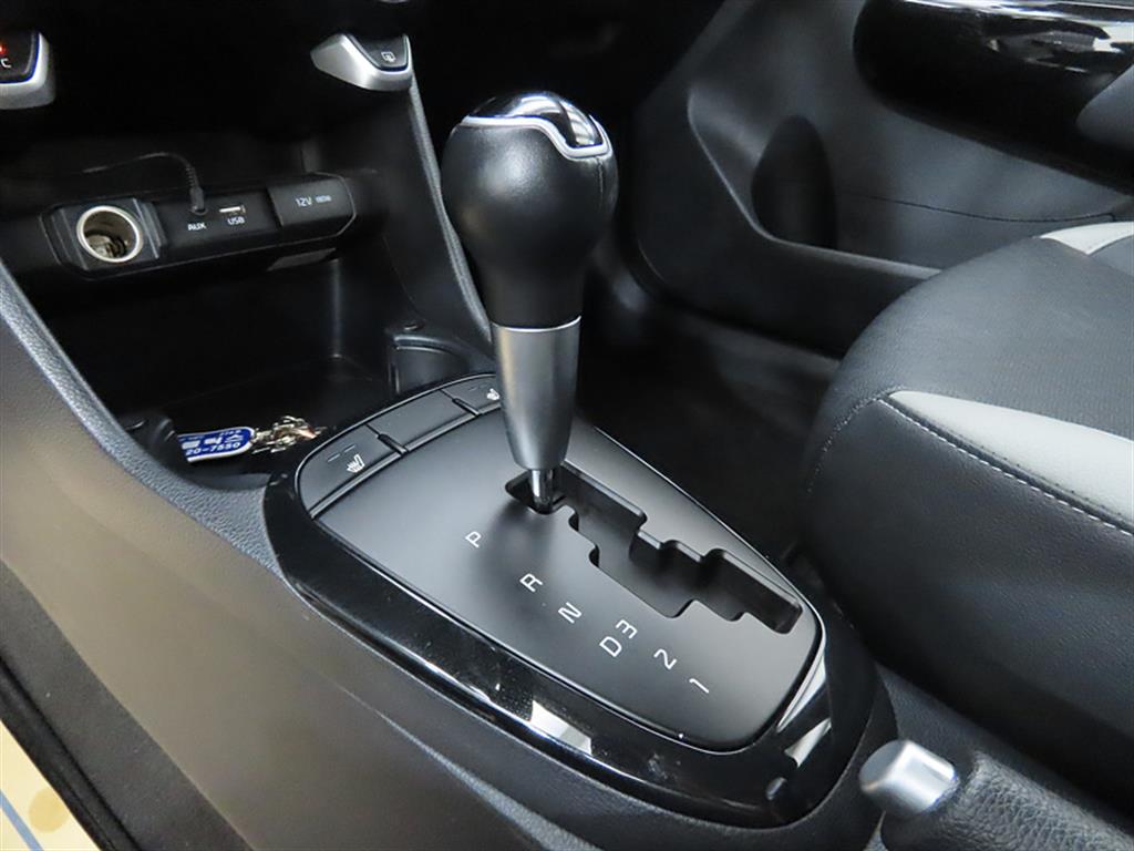 KIA Morning - Vista 11